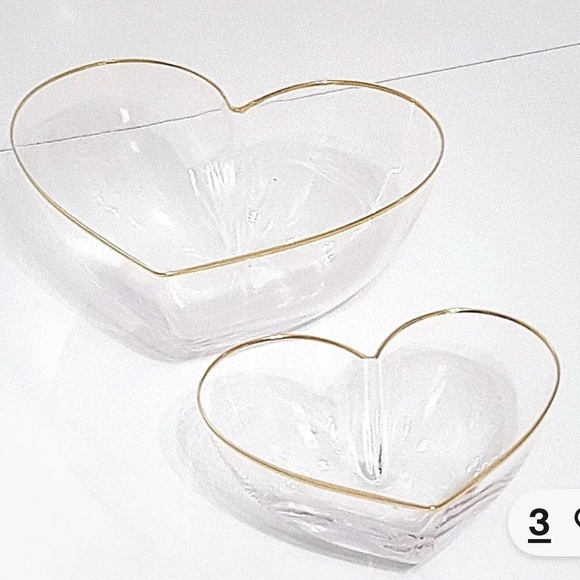 NEW RARE Williams Sonoma S/2 Heart Shaped Gold Trimmed Glass Serving Bowls NIB